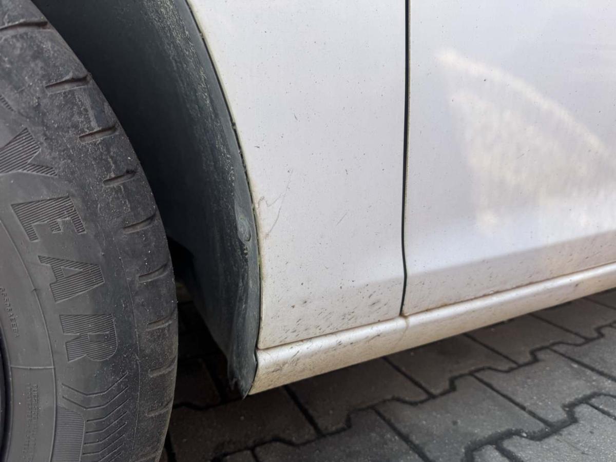 Opel Astra J Sports Tourer original Kotfl&uuml;gel vorn links Z40R Schneewei&szlig; Bj.2012